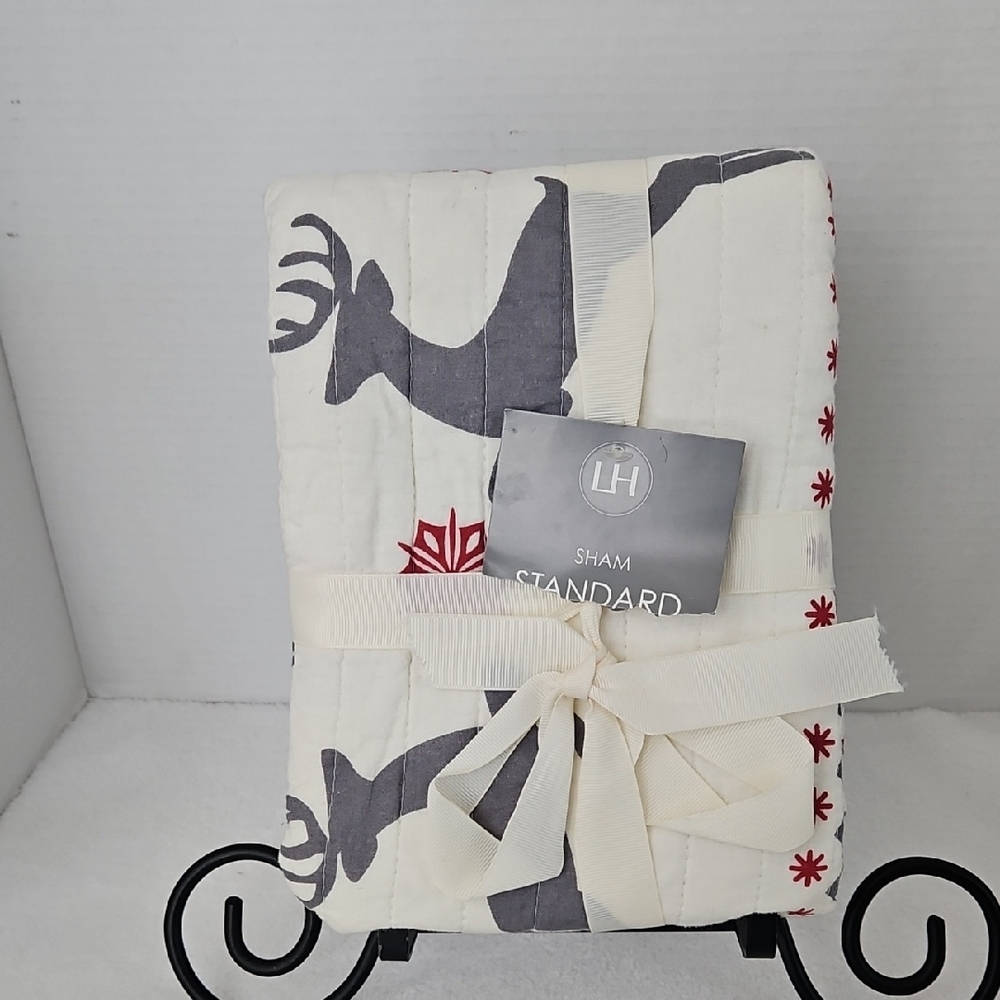 Levtex Home NWT Holiday Quilted Reindeer Cream Gray Cotton Standard Pillow Sham
